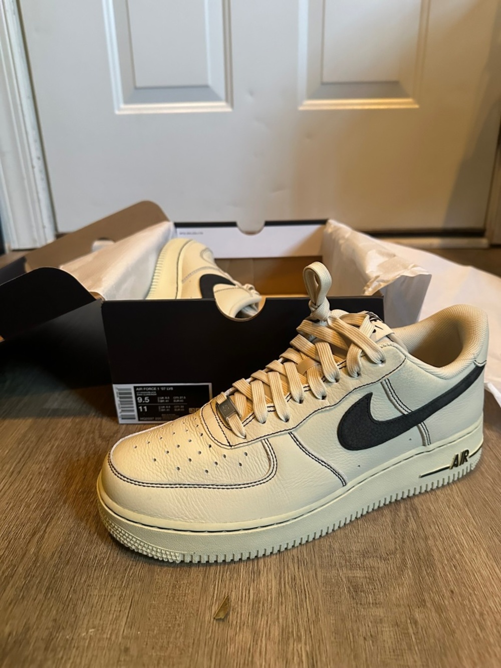 Nike Air Force 1 '07 LV8